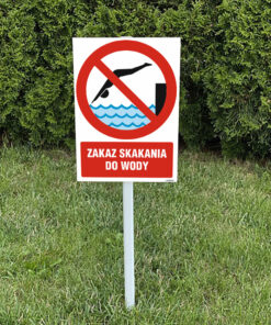 Zakaz skakania do wody tabliczka na słupku